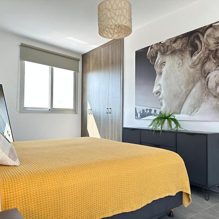 Vacation Mode Apartment 아이아 나파 외부 사진