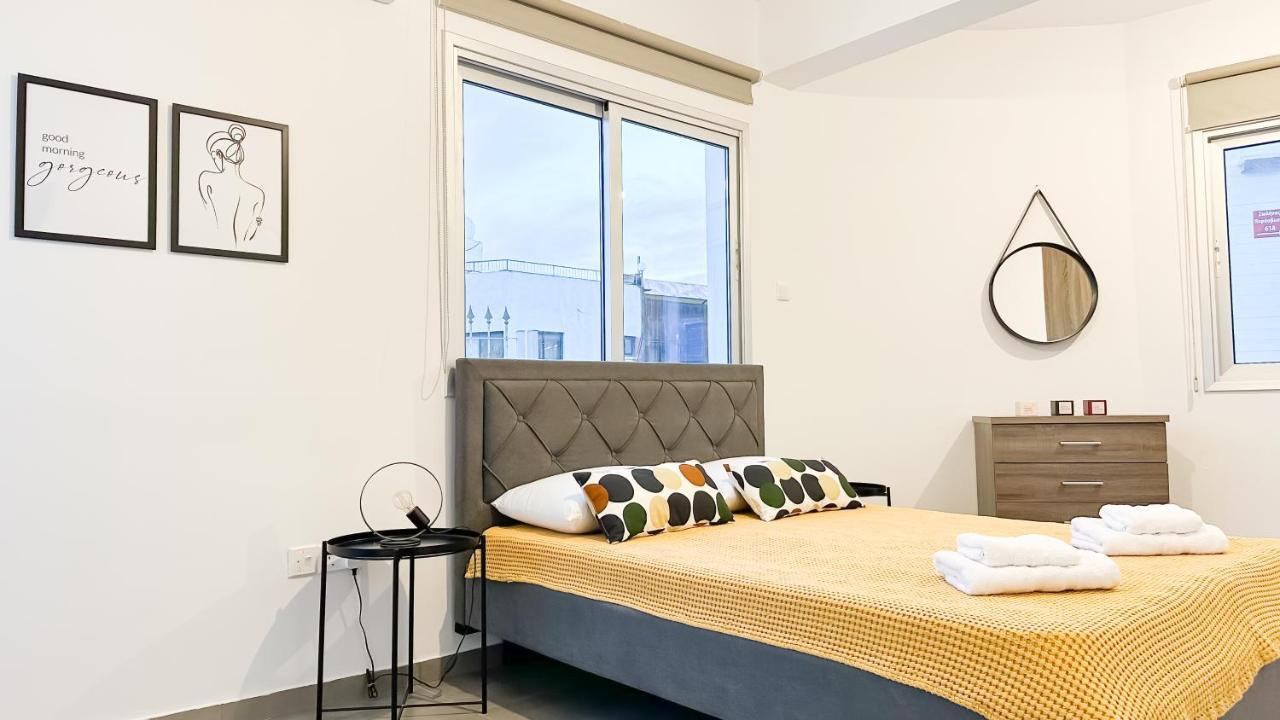 Vacation Mode Apartment 아이아 나파 외부 사진
